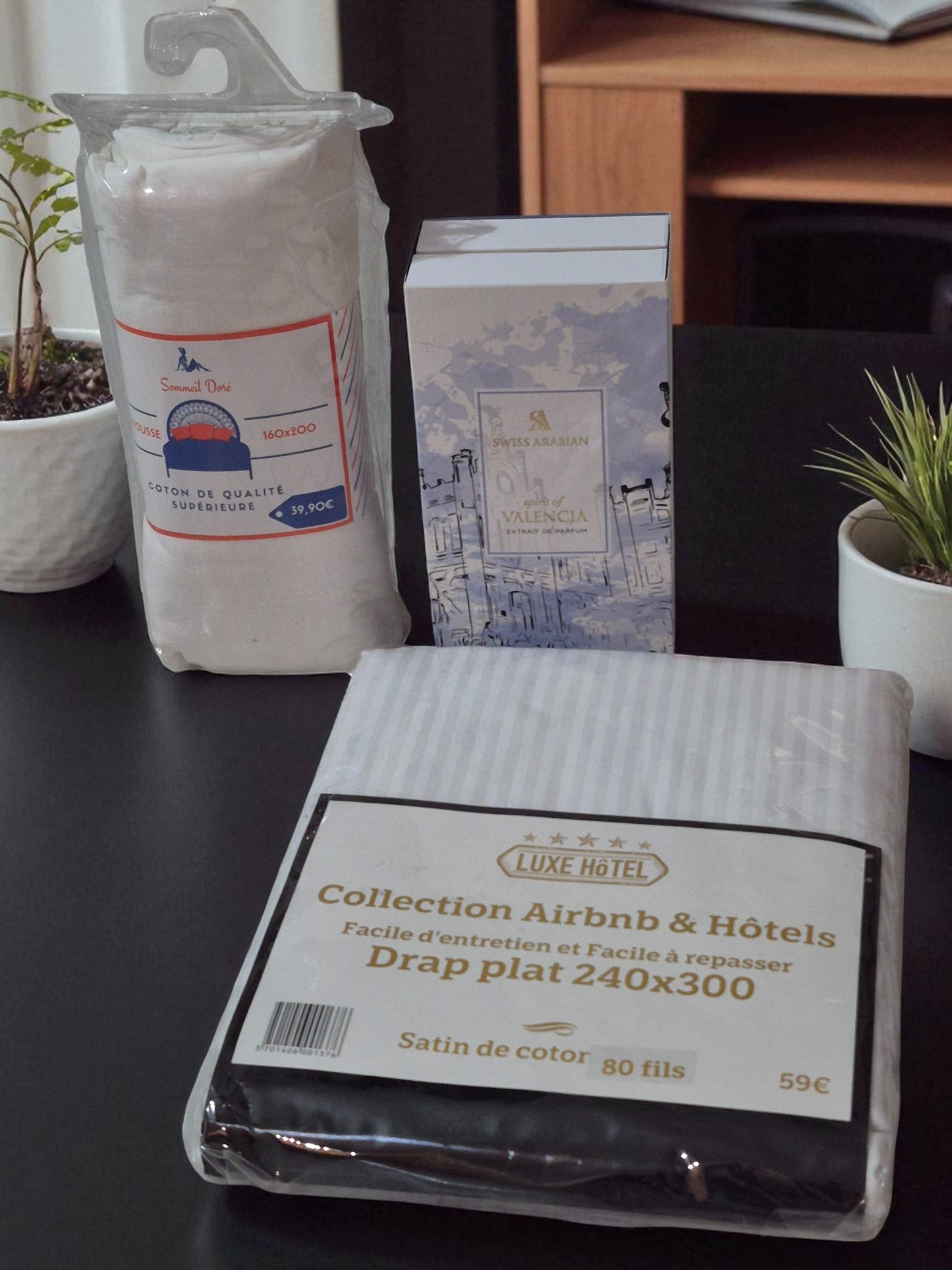 Coffret cadeau luxe avec drap plat 240x300 et parfum, inspiration Airbnb et hôtel