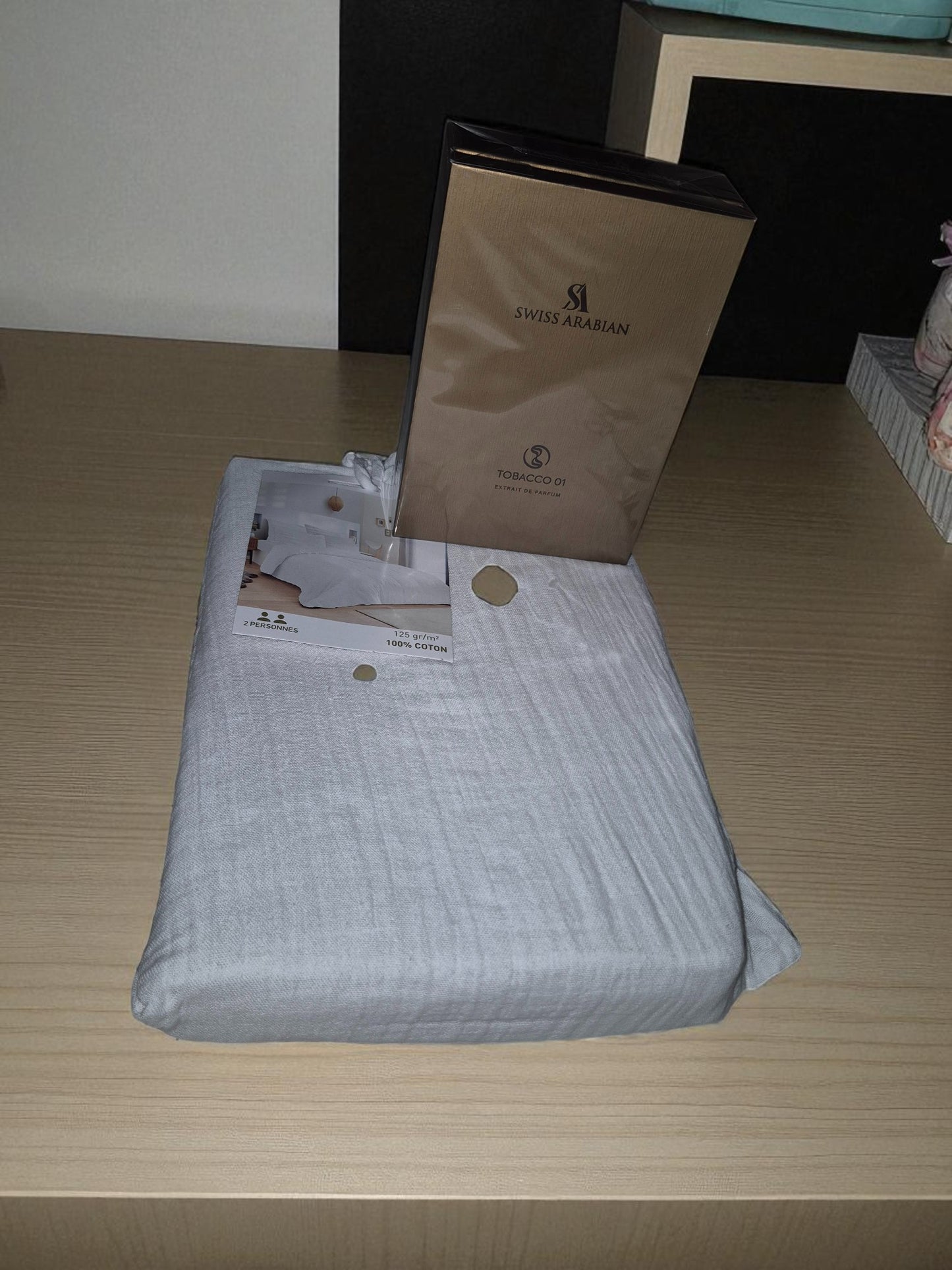 Coffret SWISS ARABIAN HERITAGE & Draps EN GAZ DE COTON
